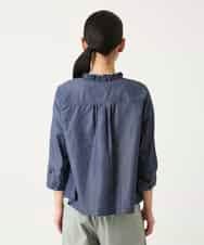 RLBFD40250 HIROKO BIS GRANDE(ヒロコ ビス グランデ) 【大きいサイズ】フリルアクセントダンガリーブラウス ネイビー