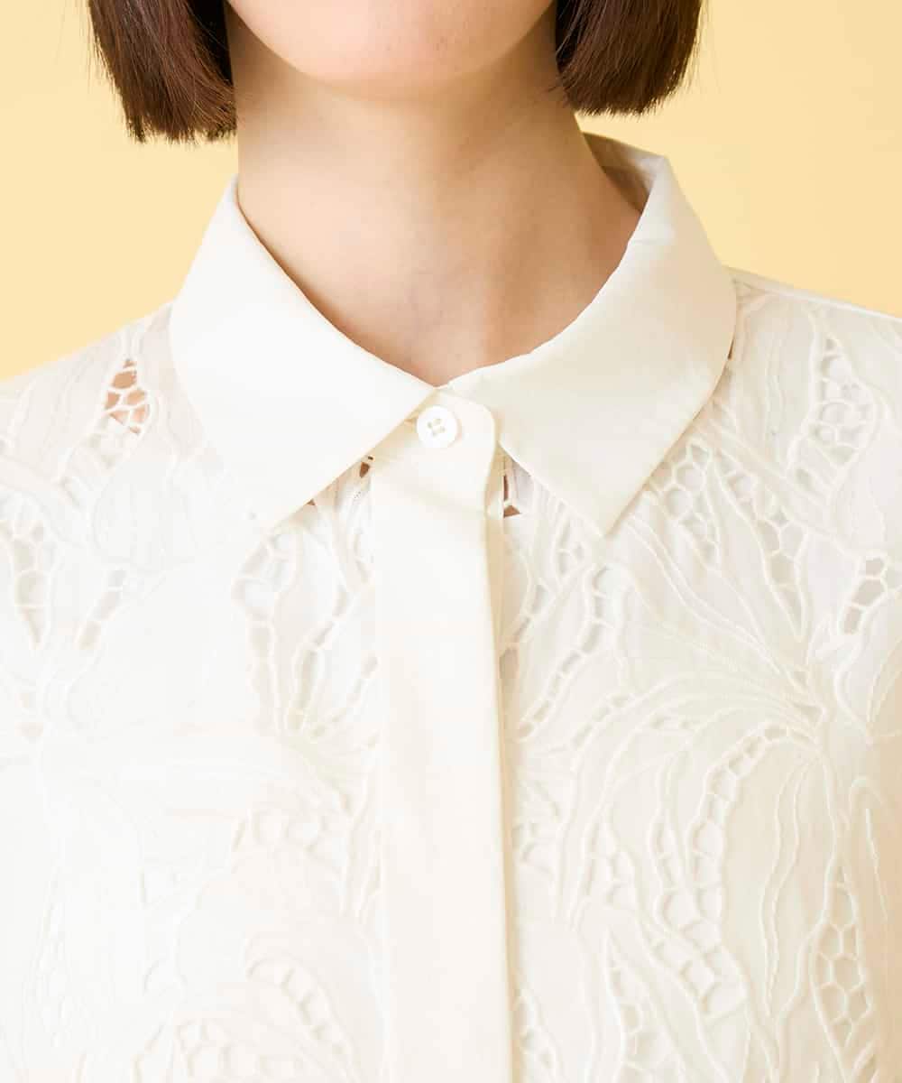 RLBGE21380 HIROKO BIS GRANDE(ヒロコ ビス グランデ) 【先行予約/大きいサイズ】フラワー刺繍コットンロングシャツ ホワイト