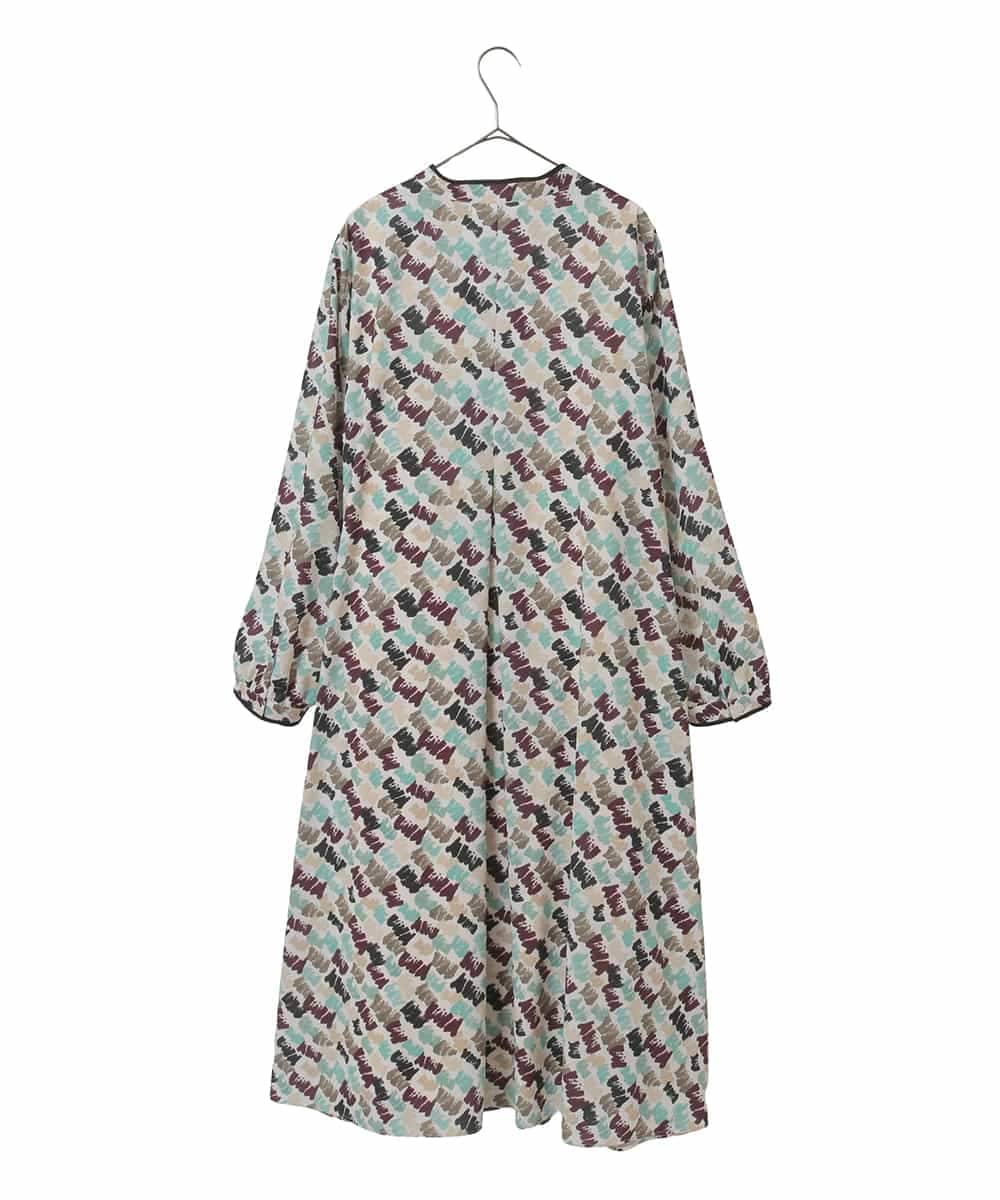 RLEAF10450 HIROKO BIS GRANDE(ヒロコ ビス グランデ) 【大きいサイズ】ペイント柄タックフレアワンピース アイボリー