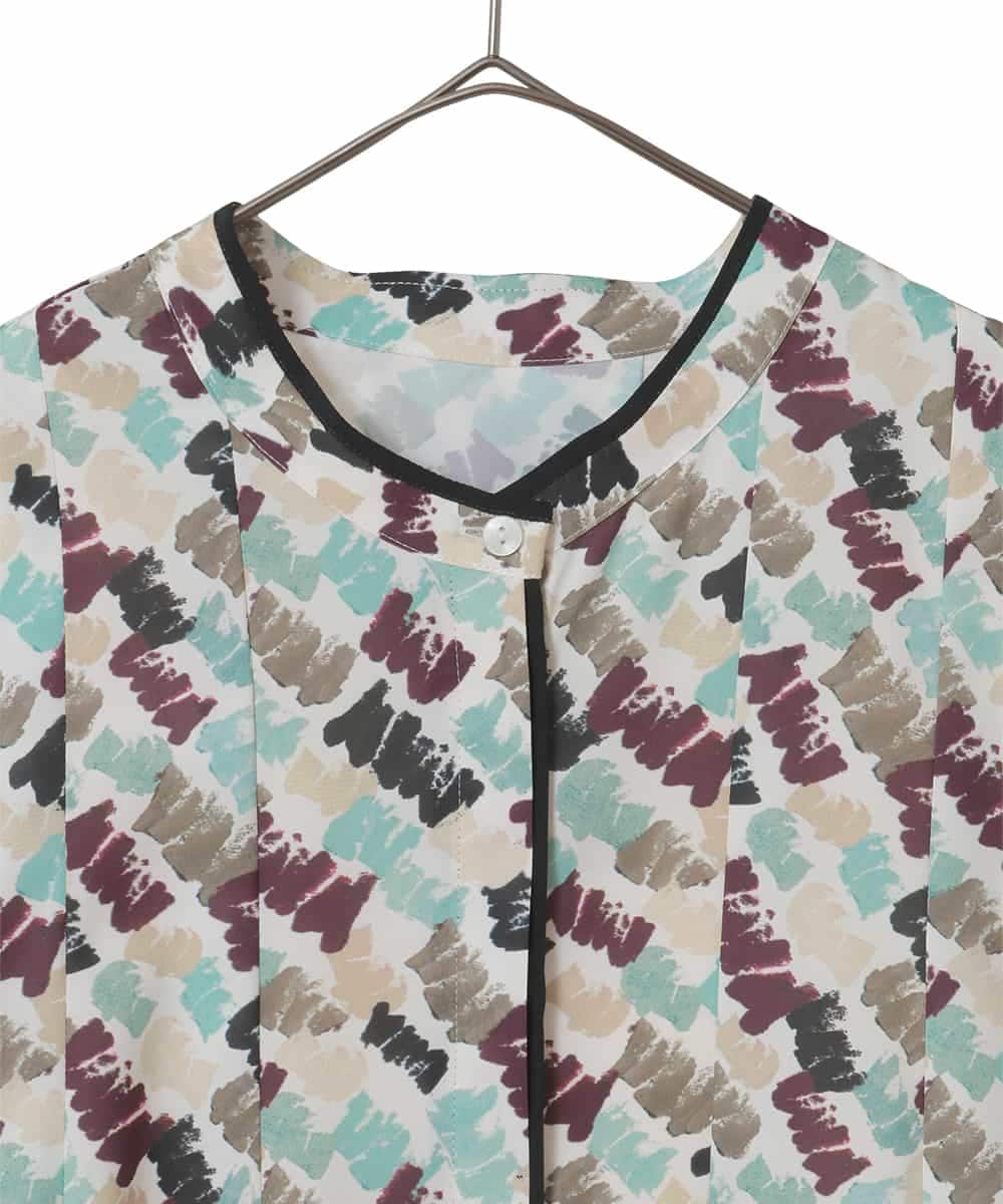 RLEAF10450 HIROKO BIS GRANDE(ヒロコ ビス グランデ) 【大きいサイズ】ペイント柄タックフレアワンピース アイボリー