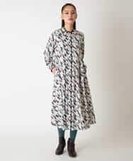 RLEAF10450 HIROKO BIS GRANDE(ヒロコ ビス グランデ) 【大きいサイズ】ペイント柄タックフレアワンピース アイボリー