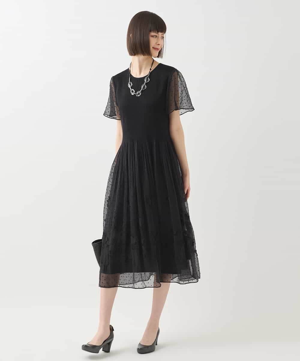 RLEGA32550 HIROKO BIS GRANDE(ヒロコ ビス グランデ) 【大きいサイズ】ドットフラワーシャーリング切り替えワンピース ライトグレー