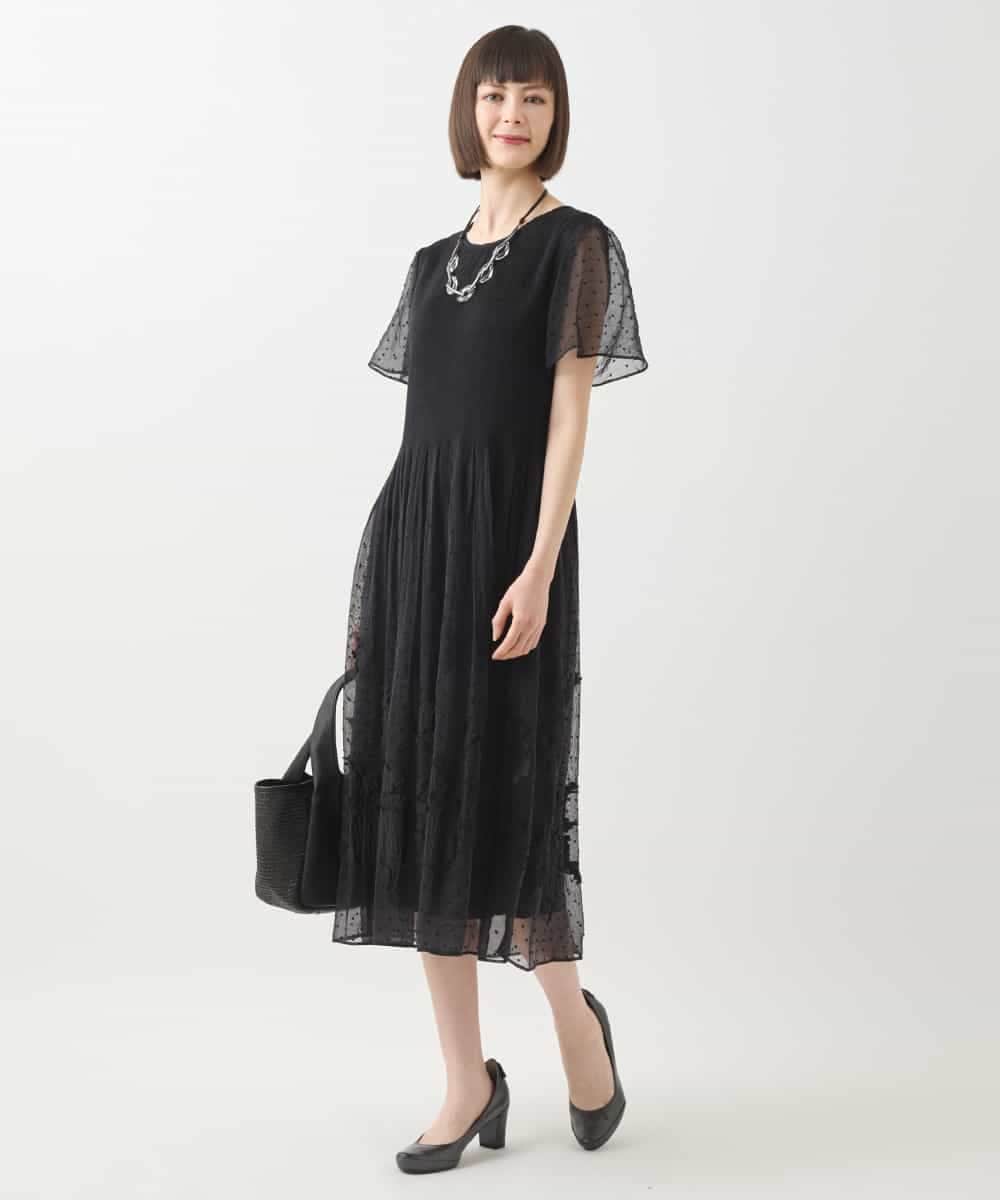 RLEGA32550 HIROKO BIS GRANDE(ヒロコ ビス グランデ) 【大きいサイズ】ドットフラワーシャーリング切り替えワンピース ライトグレー