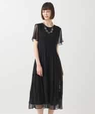 RLEGA32550 HIROKO BIS GRANDE(ヒロコ ビス グランデ) 【大きいサイズ】ドットフラワーシャーリング切り替えワンピース ライトグレー