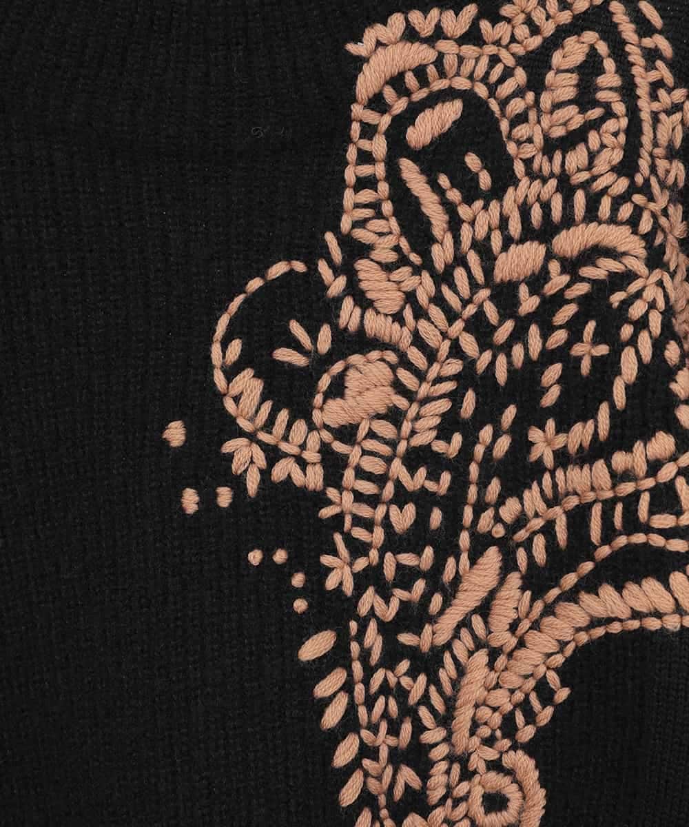 RLFAE57420 HIROKO BIS GRANDE(ヒロコ ビス グランデ) ペースリー刺繍ニットプルオーバー ブラック