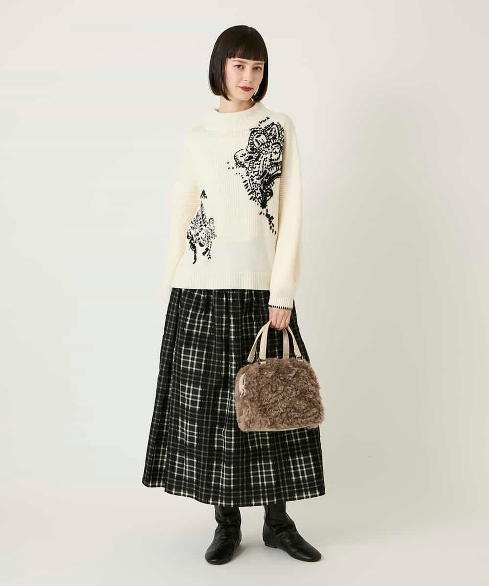 RLFAE57420 HIROKO BIS GRANDE(ヒロコ ビス グランデ) ペースリー刺繍ニットプルオーバー ブラック