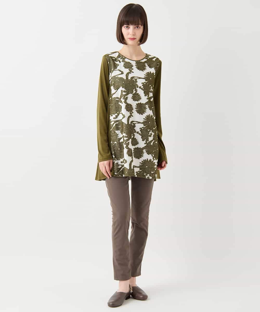 RLKAA06280 HIROKO BIS GRANDE(ヒロコ ビス グランデ) 【大きいサイズ】花柄カットジャカードチュニック /洗える ネイビー