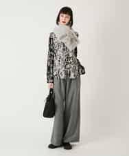 RLKAE33250 HIROKO BIS GRANDE(ヒロコ ビス グランデ) アートロゴ総柄モックネックカットソー ライトグレー