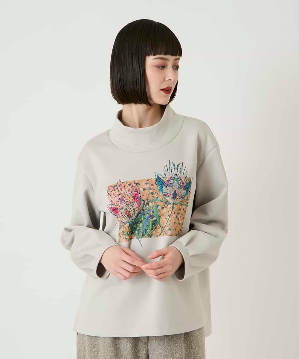 RLKAE39290 HIROKO BIS GRANDE(ヒロコ ビス グランデ) 幾何アートフラワーボンディングプルオーバー ベージュ