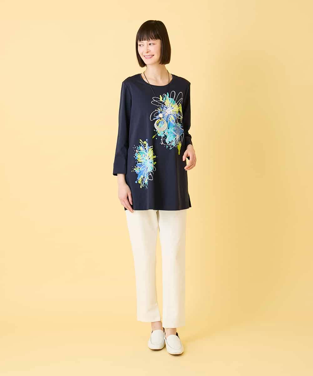 RLKED24250 HIROKO BIS GRANDE(ヒロコ ビス グランデ) 【大きいサイズ】ドローイングフラワーチュニックカットソー /洗える ホワイト