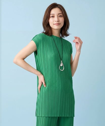 RLKFB34320  【大きいサイズ】プリモーディアルプリーツデザインチュニック /洗える