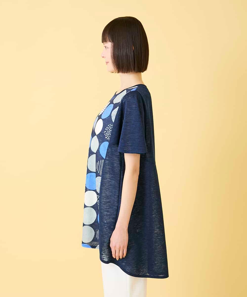 RLKGE36280 HIROKO BIS GRANDE(ヒロコ ビス グランデ) 【先行予約/大きいサイズ】ドットプリントケープスリーブチュニック ネイビー