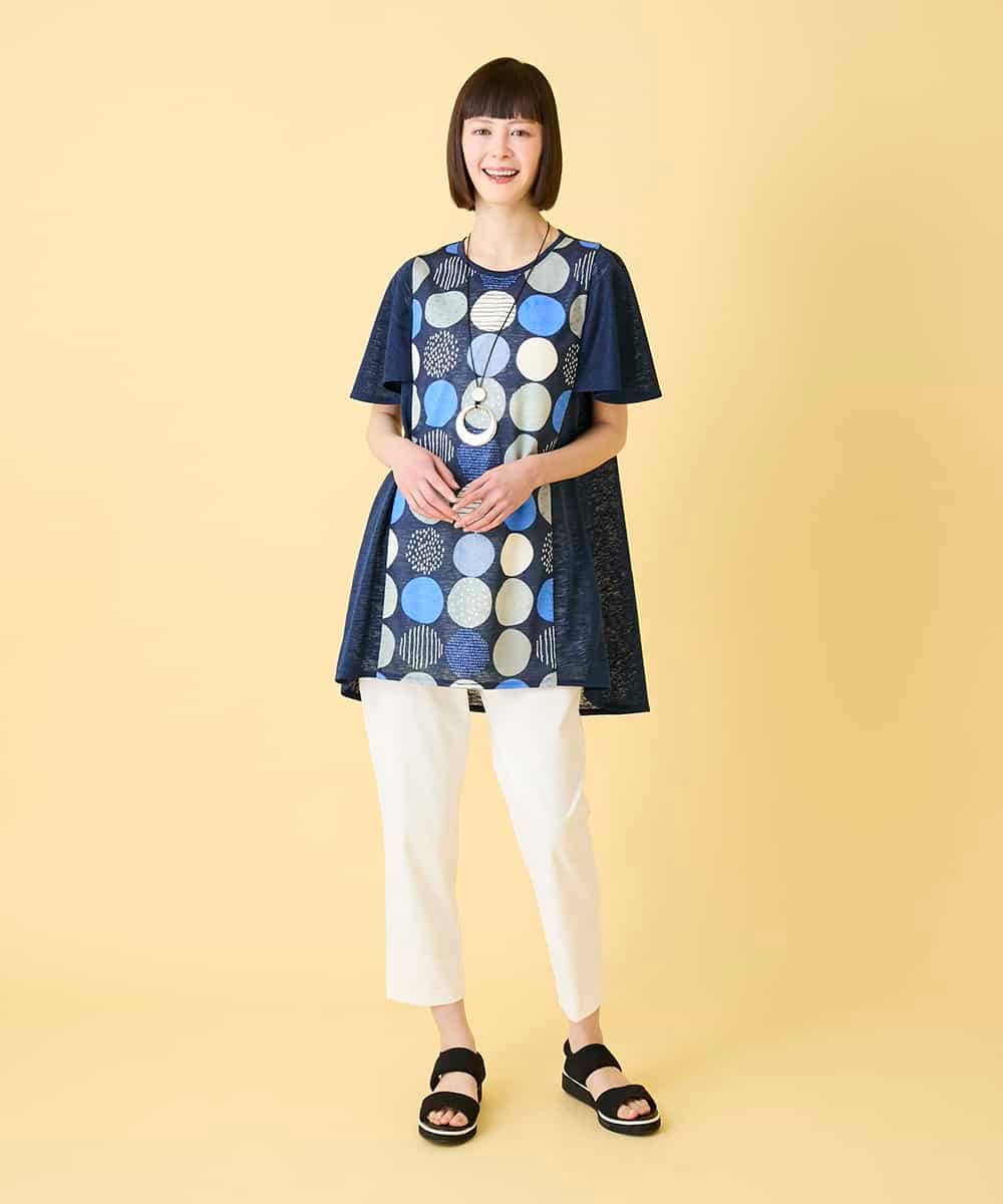 RLKGE36280 HIROKO BIS GRANDE(ヒロコ ビス グランデ) 【先行予約/大きいサイズ】ドットプリントケープスリーブチュニック ネイビー