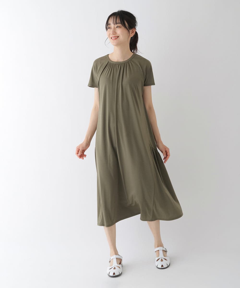 RLPGT31360 HIROKO BIS GRANDE(ヒロコ ビス グランデ) 【洗濯機で洗える】ギャザーアクセントジャージーワンピース ネイビー
