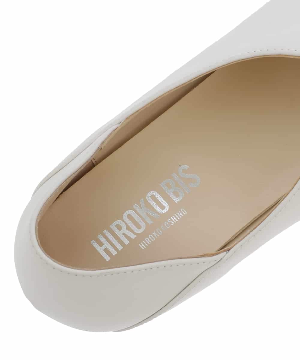 RN6DS09190 HIROKO BIS GRANDE(ヒロコ ビス グランデ) 【幅広サイズ】スリットフラットシューズ ホワイト