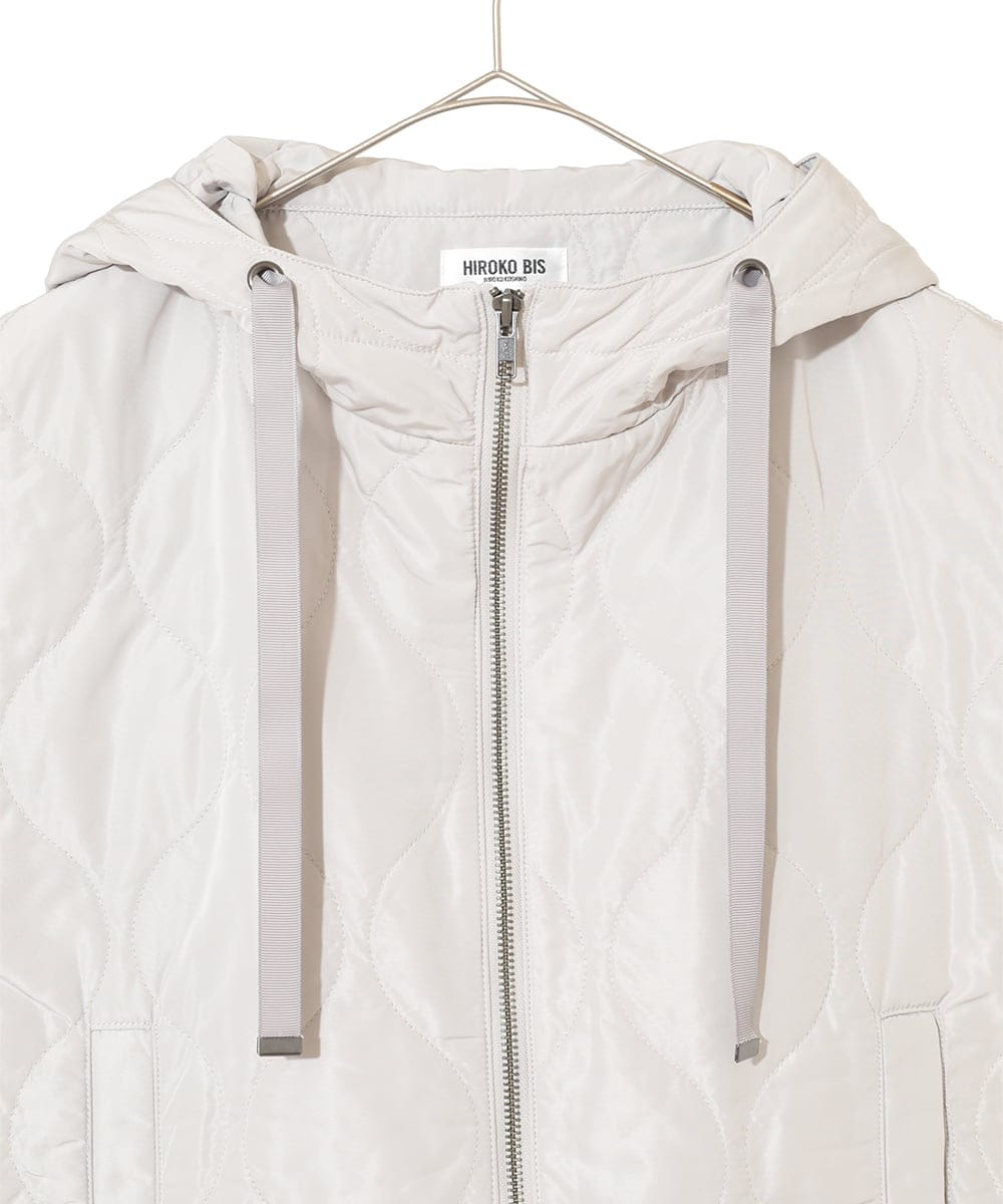 RNYAD12210 HIROKO BIS GRANDE(ヒロコ ビス グランデ) 【大きいサイズ】キルティングフーディージレ /洗える ライトグレー