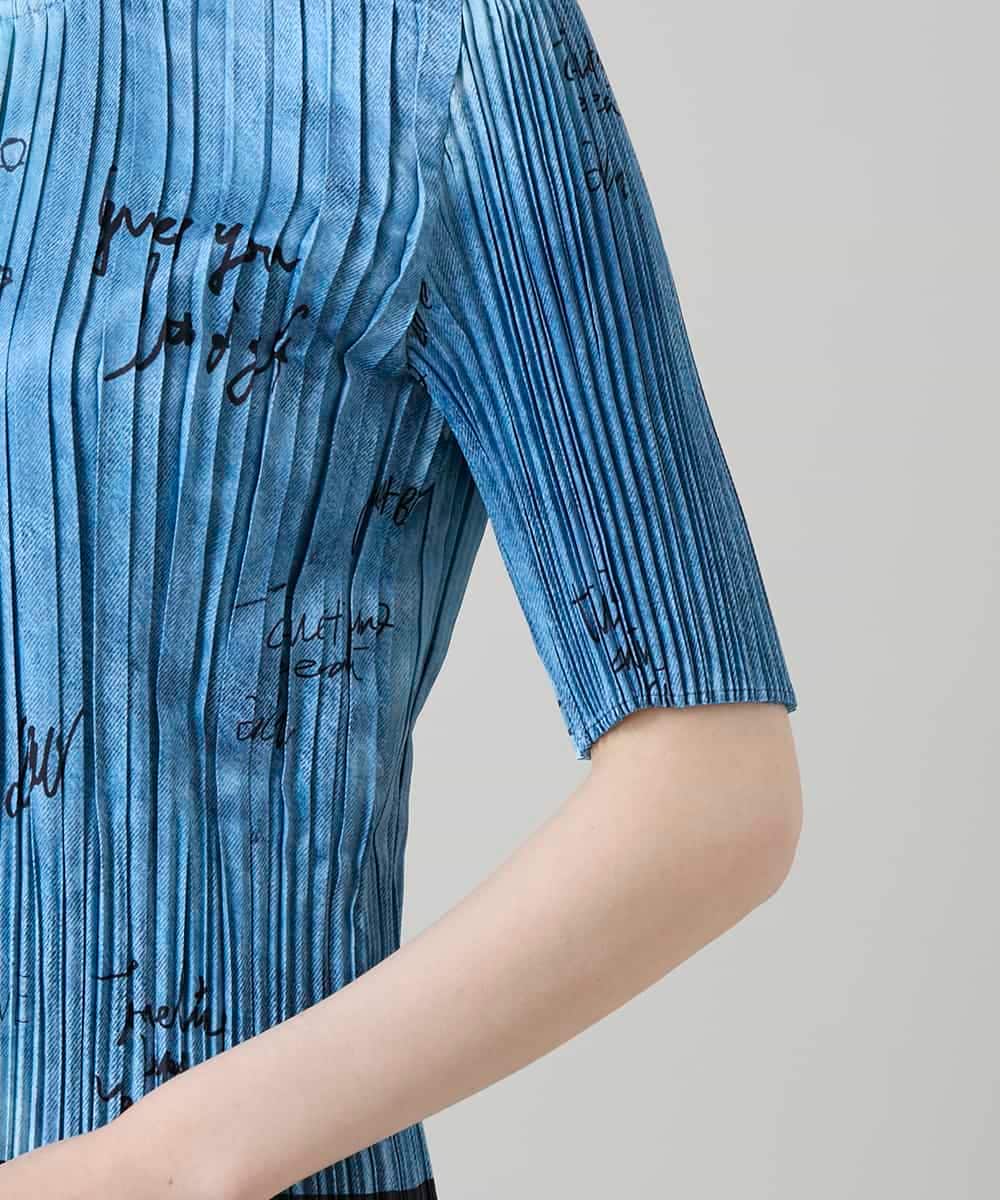 RSBGD02460 TRUNK HIROKO KOSHINO(ヒロココシノ) デニム風ロゴプリントプリーツプルオーバー/洗える ライトブルー