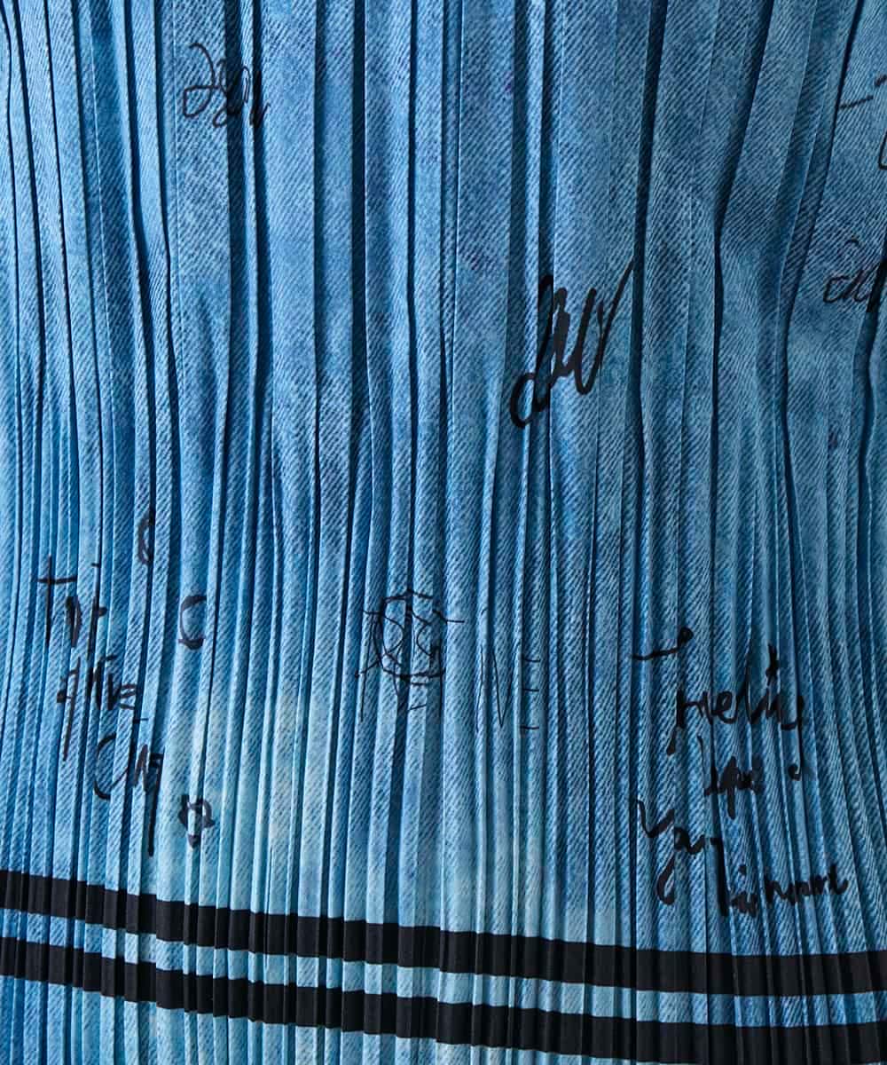 RSBGD02460 TRUNK HIROKO KOSHINO(ヒロココシノ) デニム風ロゴプリントプリーツプルオーバー/洗える ライトブルー