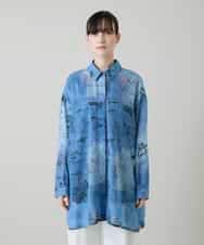 RSBGD04590 TRUNK HIROKO KOSHINO(ヒロココシノ) デニム風アートプリントロングシャツ/洗える ライトブルー