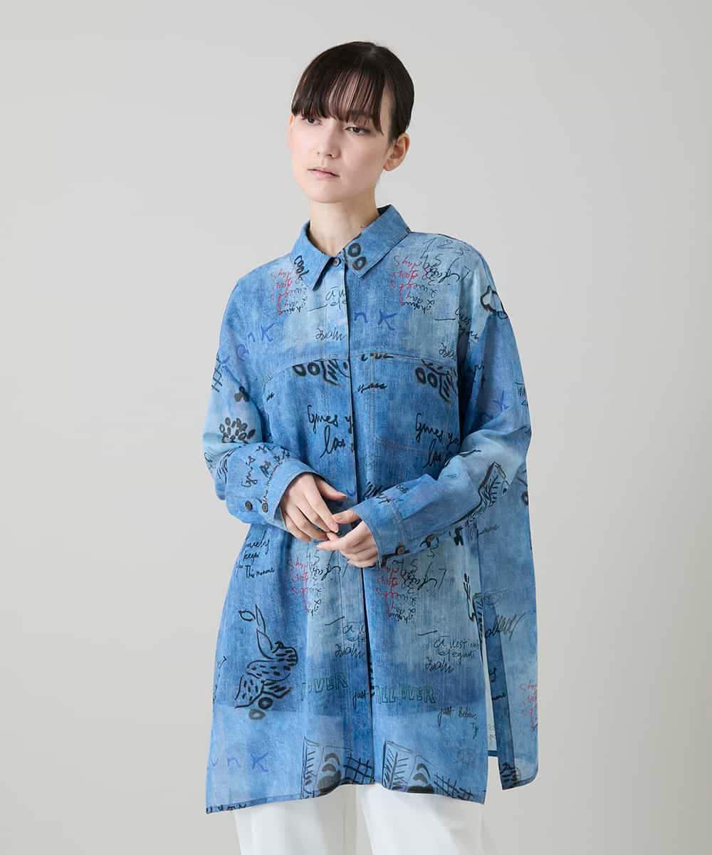 RSBGD04590 TRUNK HIROKO KOSHINO(ヒロココシノ) デニム風アートプリントロングシャツ/洗える ライトブルー
