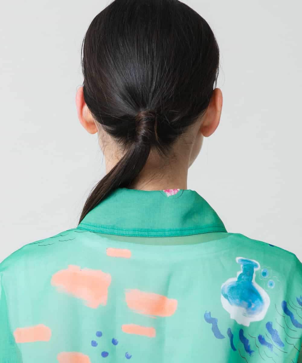 RSBGE03560 TRUNK HIROKO KOSHINO(ヒロココシノ) 【先行予約】アートプリントシアーシャツブラウス/洗える グリーン