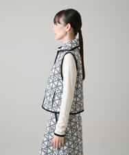 RSDAH11560 TRUNK HIROKO KOSHINO(ヒロココシノ) スノーフレークプリントコンパクトベスト/洗える アイボリー
