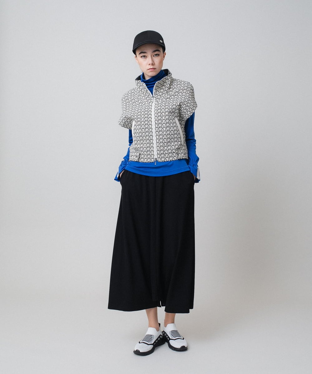 RSDEB14590 TRUNK HIROKO KOSHINO(ヒロココシノ) TRロゴ風通ジャカードベスト /洗える ベージュ