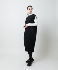 RSECD06490 TRUNK HIROKO KOSHINO(ヒロココシノ) エコスエードアコーディオンプリーツワンピース ブラック