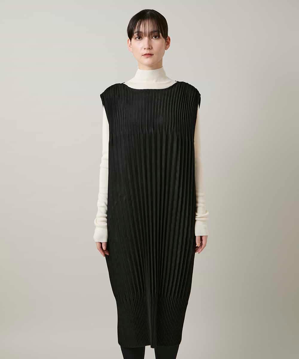 RSECD06490 TRUNK HIROKO KOSHINO(ヒロココシノ) エコスエードアコーディオンプリーツワンピース ブラック