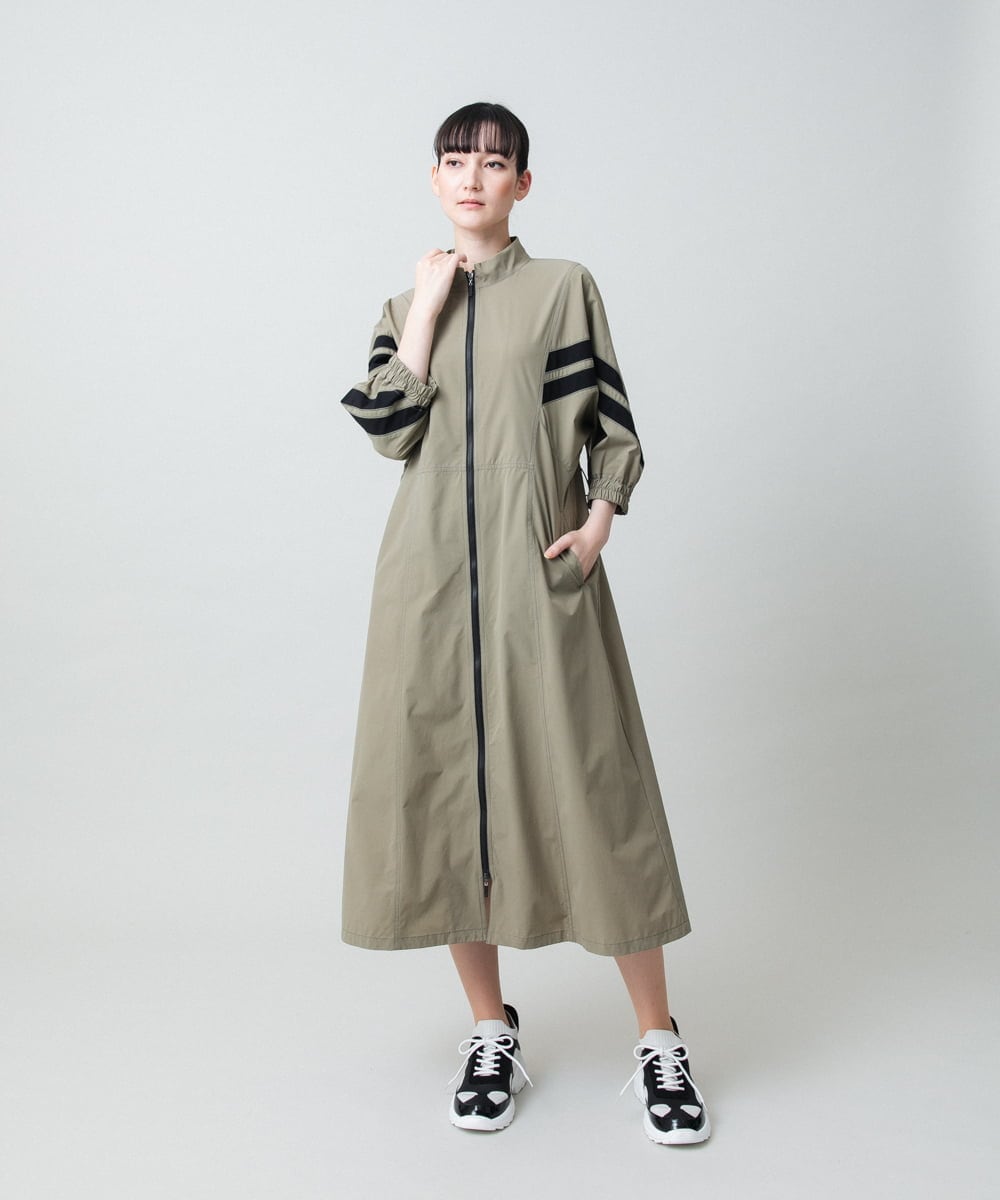 RSEFD11640 TRUNK HIROKO KOSHINO(ヒロココシノ) 【先行予約】配色ラインフロントジップワンピース カーキベージュ