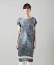 RSEGD03590 TRUNK HIROKO KOSHINO(ヒロココシノ) デニム風ロゴプリントプリーツワンピース/洗える ブラック