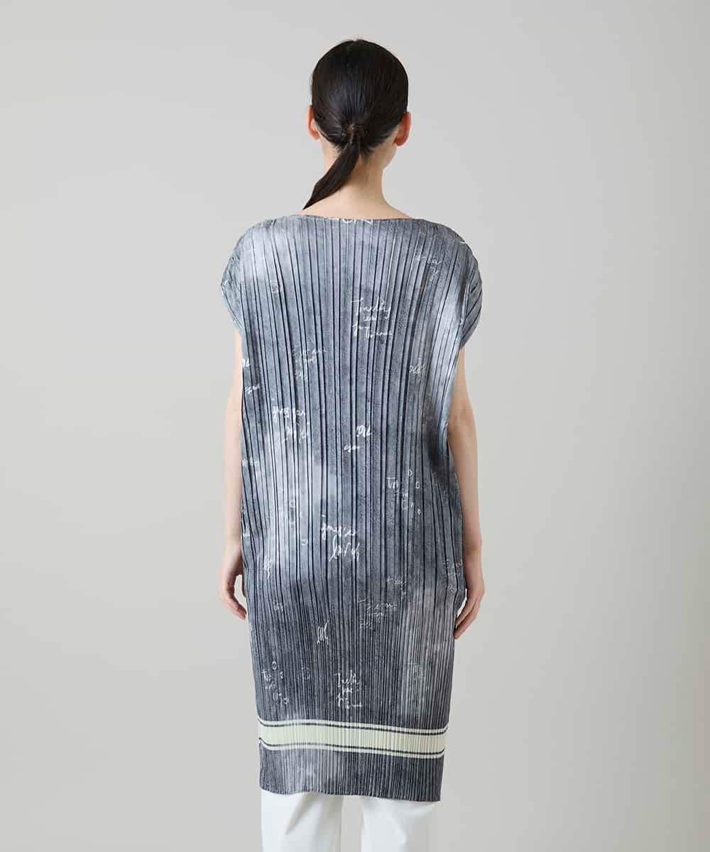 RSEGD03590 TRUNK HIROKO KOSHINO(ヒロココシノ) デニム風ロゴプリントプリーツワンピース/洗える ブラック