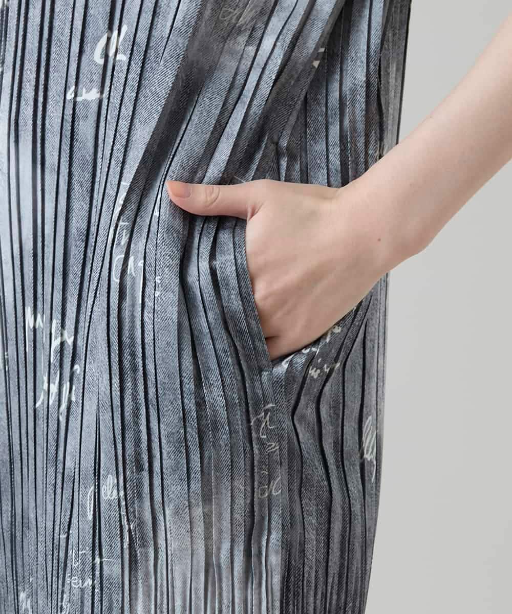 RSEGD03590 TRUNK HIROKO KOSHINO(ヒロココシノ) デニム風ロゴプリントプリーツワンピース/洗える ブラック