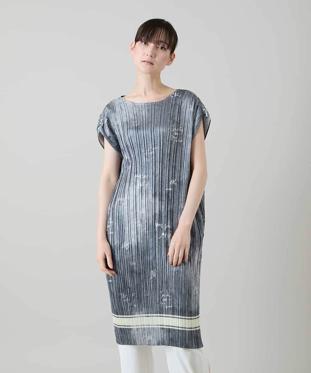 RSEGD03590 TRUNK HIROKO KOSHINO(ヒロココシノ) デニム風ロゴプリントプリーツワンピース/洗える ブラック