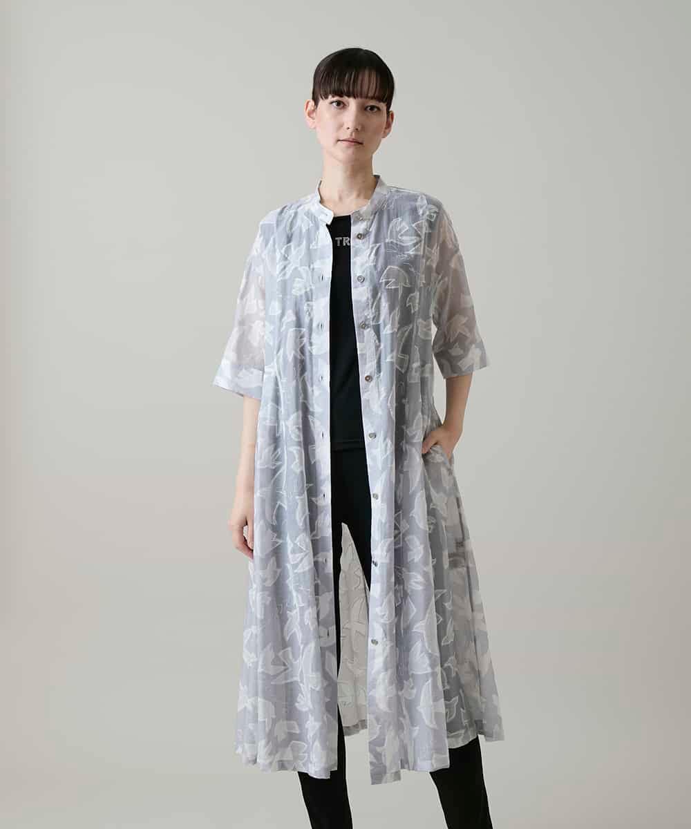 RSEGF50590 TRUNK HIROKO KOSHINO(ヒロココシノ) かもめロゴ総柄タックワンピース /洗える ライトグレー