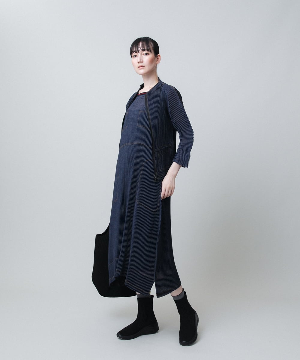 RSEJB02690 TRUNK HIROKO KOSHINO(ヒロココシノ) デニムライクプリーツワンピース/洗える ネイビー