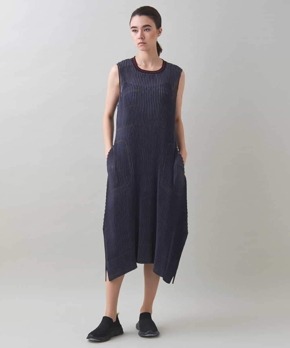 RSEJB02690 TRUNK HIROKO KOSHINO デニムライクプリーツワンピース/洗える