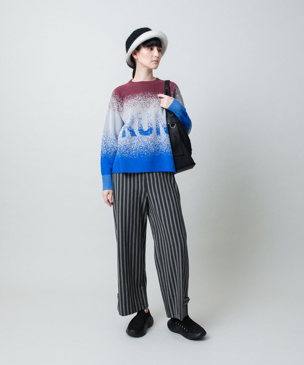 RSFAE03390 TRUNK HIROKO KOSHINO(ヒロココシノ) グラデーションロゴジャカードニットプルオーバー/洗える ネイビー