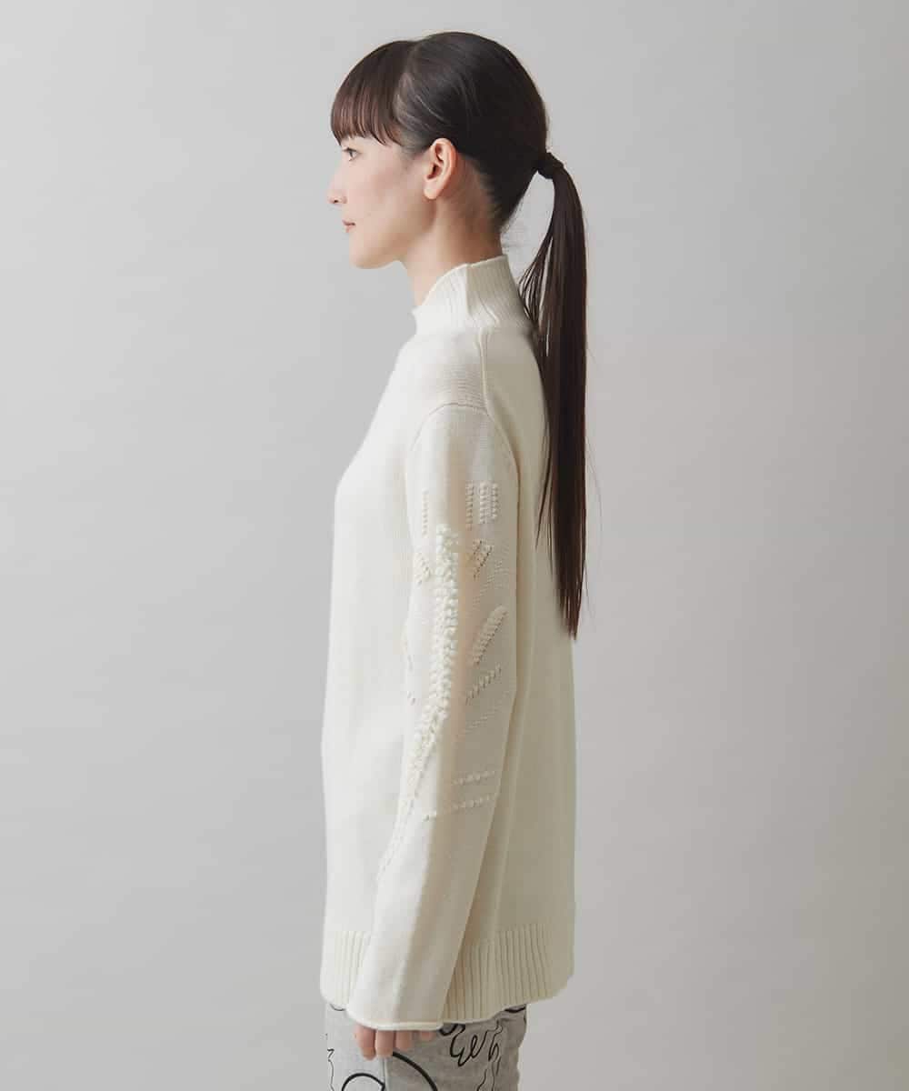 RSFCA03390 TRUNK HIROKO KOSHINO(ヒロココシノ) フリンジニットプルオーバー オフホワイト