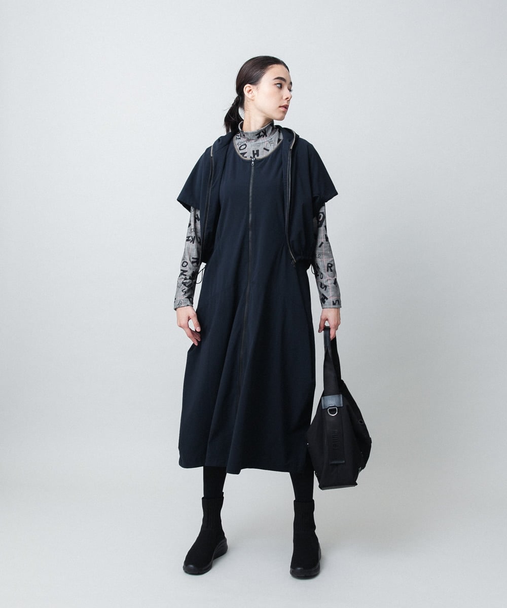 RSJAD01530 TRUNK HIROKO KOSHINO(ヒロココシノ) ナイロンハイテンションジップジャケット/洗える ブラック