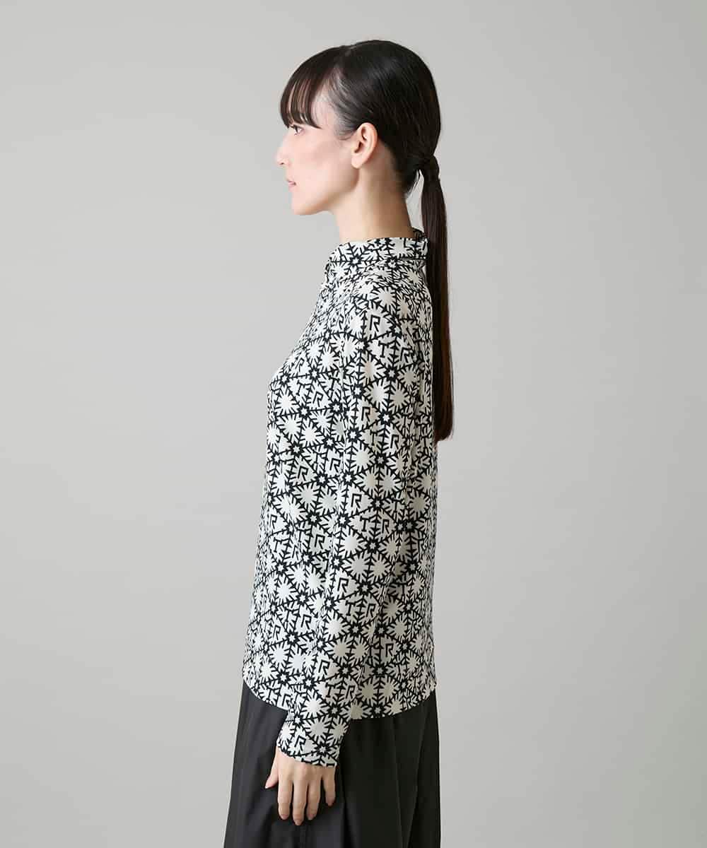 RSKAI11330 TRUNK HIROKO KOSHINO(ヒロココシノ) スノーフレークプリントカットソー/日本製 /洗える アイボリー