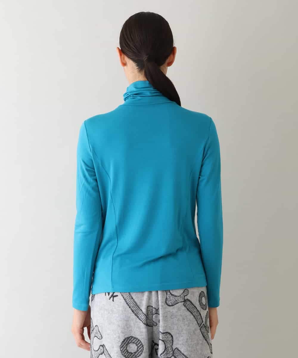 RSKAV19230 TRUNK HIROKO KOSHINO(ヒロココシノ) 【洗える】ハイネックジャージーカットソー ライトブルー