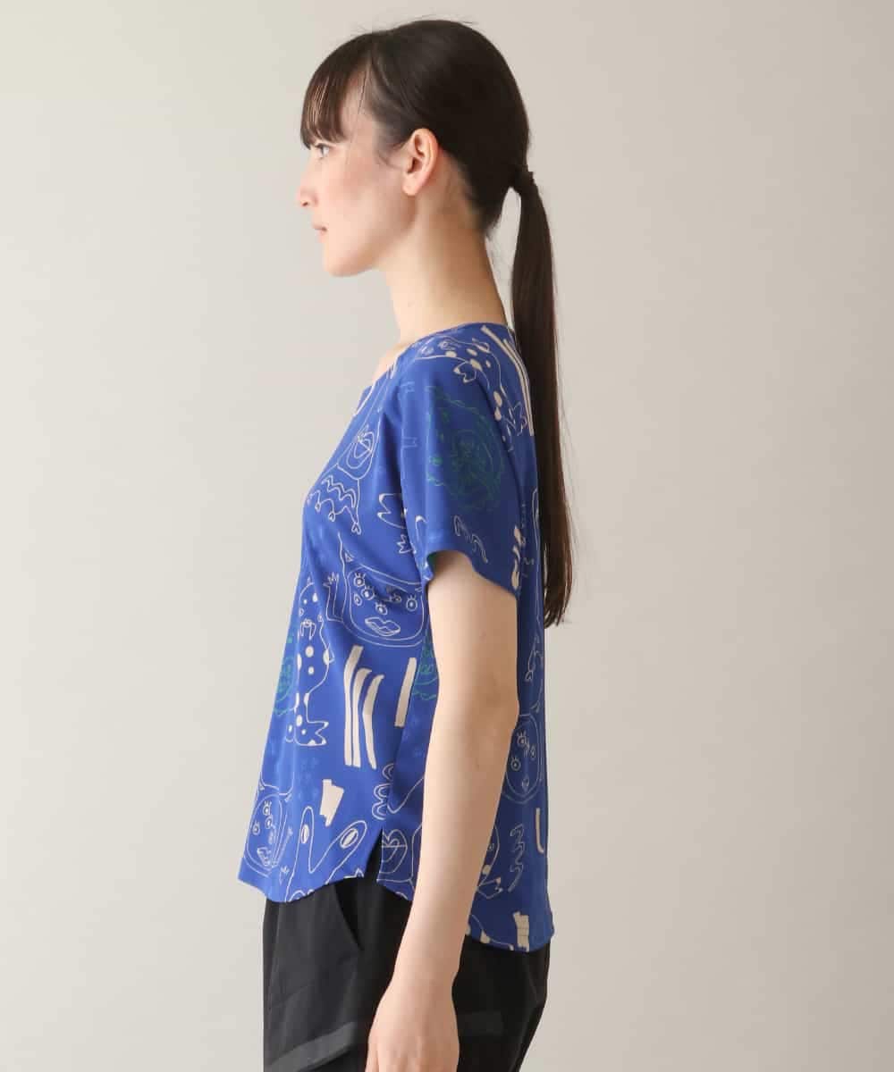 RSKGA09330 TRUNK HIROKO KOSHINO(ヒロココシノ) モチーフ総柄プリントカットソー /日本製/洗える ブルー