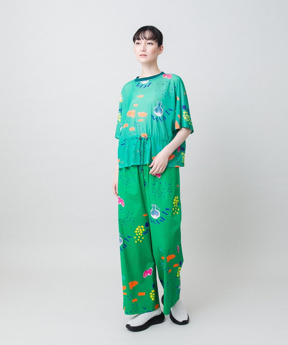 RSKGE04360 TRUNK HIROKO KOSHINO(ヒロココシノ) カラフルプリントシアーカットソー /洗える グリーン