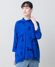 RSKGF30360 TRUNK HIROKO KOSHINO(ヒロココシノ) ドット×迷彩モチーフデザインプルオーバー /日本製/洗える ブルー
