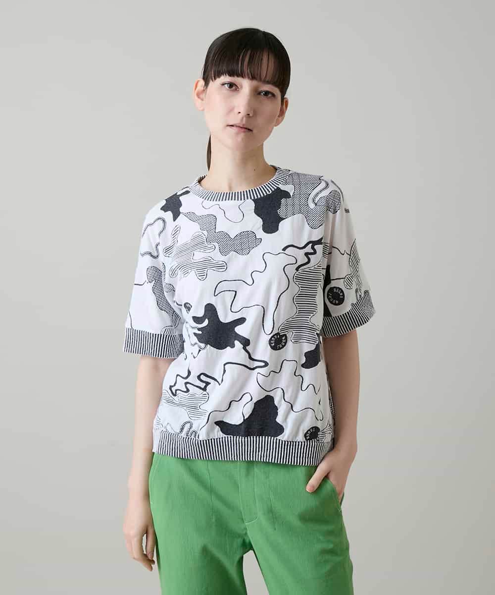 RSKGF31390 TRUNK HIROKO KOSHINO(ヒロココシノ) ニュアンスモチーフデザインプルオーバー/日本製 ホワイト