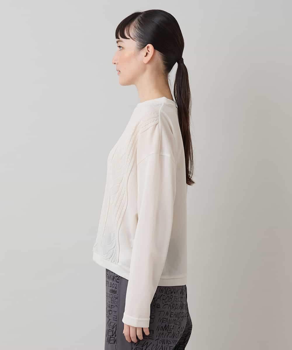 RSKLB19390 TRUNK HIROKO KOSHINO(ヒロココシノ) ケーブル編柄エンボスデザインプルオーバー/洗える ホワイト