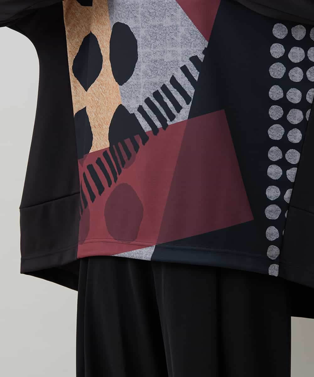 RSKLC70360 TRUNK HIROKO KOSHINO(ヒロココシノ) 【WEB/京王百貨店新宿店限定】アートプリントボトルネックプルオーバー/日本製/洗える ブラック