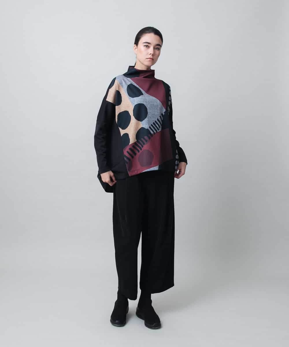 RSKLC70360 TRUNK HIROKO KOSHINO(ヒロココシノ) 【WEB/京王百貨店新宿店限定】アートプリントボトルネックプルオーバー/日本製/洗える ブラック