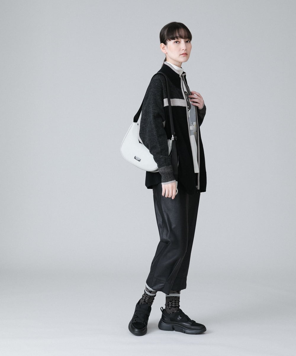 RSLAX50360 TRUNK HIROKO KOSHINO(ヒロココシノ) 【洗濯機で洗える】ストレッチレザーワイドフォルムパンツ ブラック
